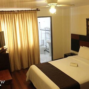 Habitación con Cama King